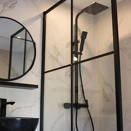 L'Artiste Apartment Charleville-Mezieres Bagian luar foto