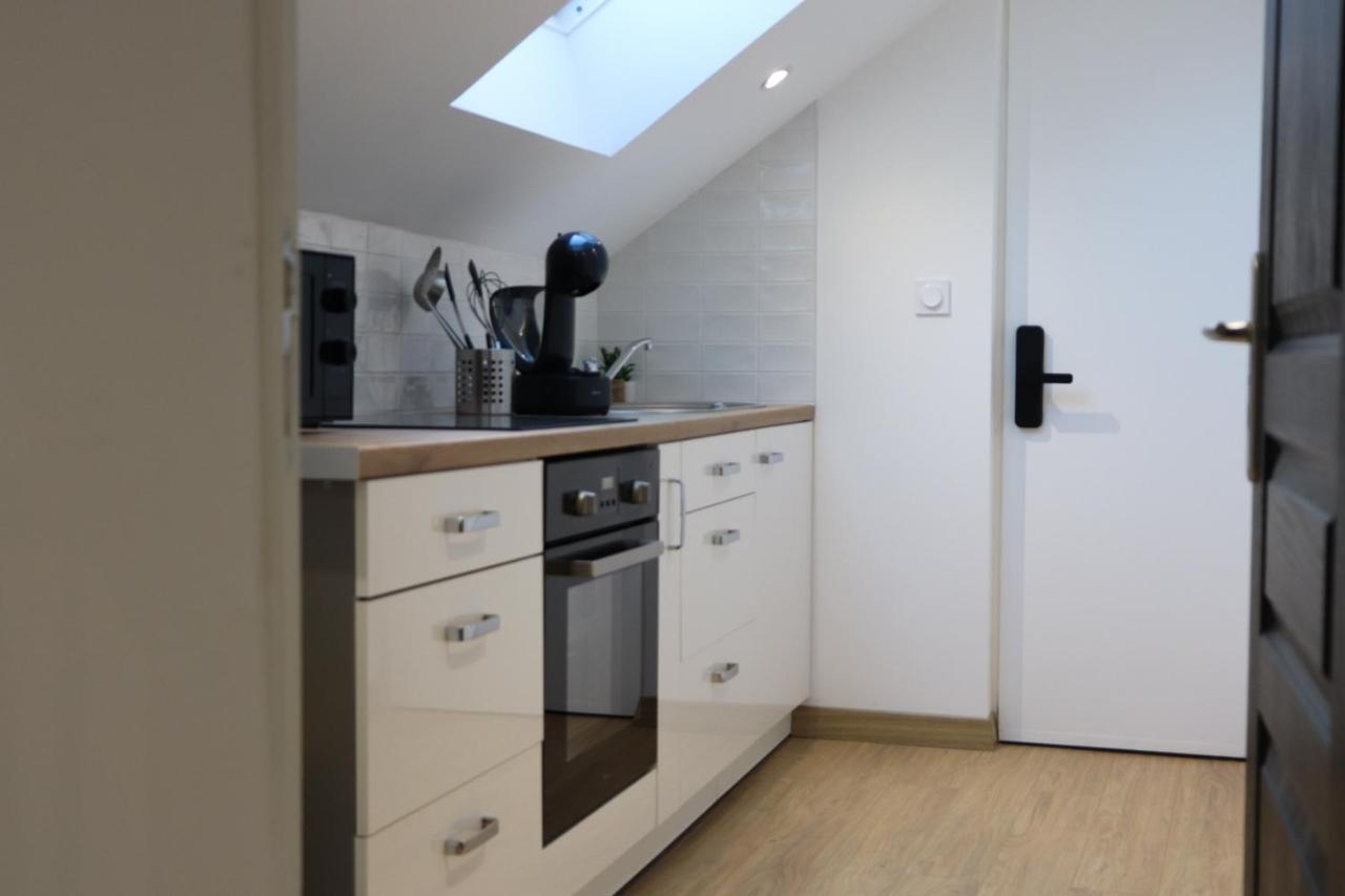 L'Artiste Apartment Charleville-Mezieres Bagian luar foto